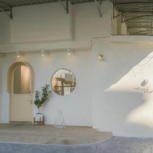 LUMI MINIMAL RESIDENCE