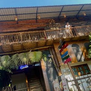 A Lounge Hostel