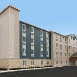 WoodSpring Suites Milwaukee - Menomonee Falls