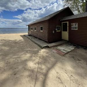 LIMBERLOST LIMIT 6 cottage