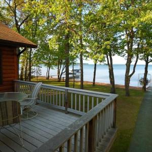 Dog Friendly Leech Lake Home w Perfect Beach Garage Boat Lift