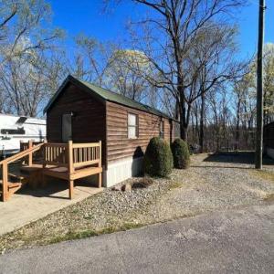 Charming Log Cabin in Bloomington