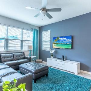 5134 Compass Bay