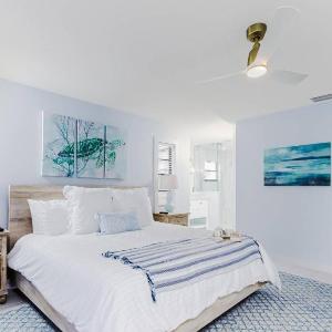 Yellow Pine Duplex Close to Pool & Tennis
