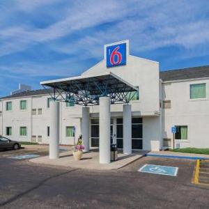 Niobrara County Fairgrounds Hotels - Motel 6-Wheatland WY