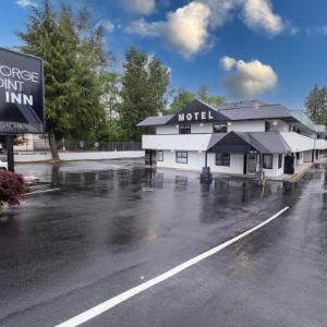 Hotels near Holland Park Surrey - Grouse Creek Motel