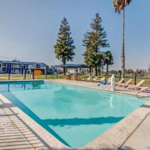 Motel 6-Visalia CA