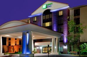 Holiday Inn Express & Suites Chesapeake, an IHG Hotel, Chesapeake