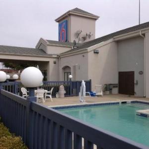 Motel 6-Dallas TX - Northeast