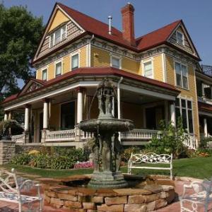Hotels near Somerset Amphitheater - Rivertown Inn