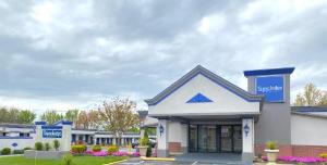 Travelodge by Wyndham Laurel, Laurel