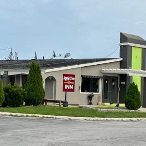 Rodeway Inn & Suites