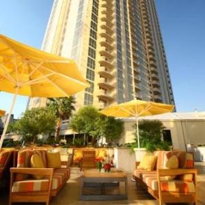 Hotels near TopGolf Las Vegas - Luxury Suites International at The Signature