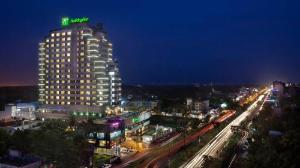 Holiday Inn Cochin, Kochi