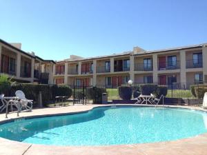 Super 8 by Wyndham Barstow, Barstow