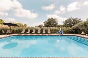 Super 8 by Wyndham Grapevine/DFW Airport Northwest, Grapevine