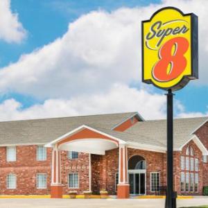 Super 8 by Wyndham Bolivar