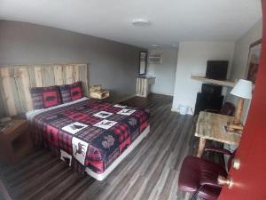Aneth Lodge Budget 6, Cortez