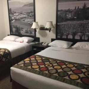 Hotels near Trinity Church Kelowna - Super 8 by Wyndham Kelowna BC