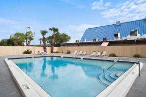 Super 8 by Wyndham Clearwater/US Hwy 19 N, Clearwater Beach