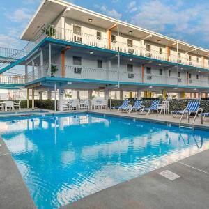 Hotel Cabana Oceanfront/Boardwalk