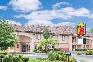 Super 8 by Wyndham Decatur Priceville, Decatur