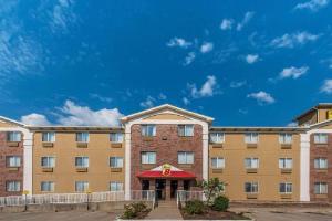 Super 8 by Wyndham Denton, Denton