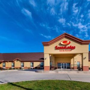 Econo Lodge Inn & Suites