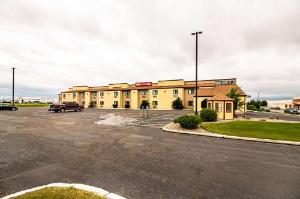 Econo Lodge Watertown, Watertown