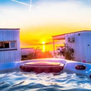 BUQEZ ECO RESORT - Villa 3 - Beautiful sea view - directly by sea