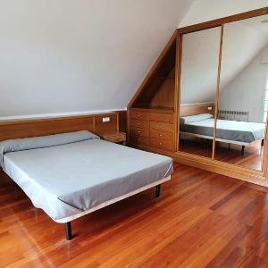Duplex en Sanxenxo con piscina y vistas al mar