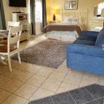 First floor comfort and convenience Sheepscot Harbour Studio #207