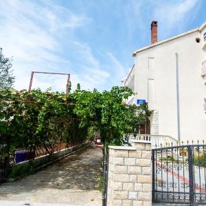 Apartments with parking space Biograd na Moru Biograd - 21048