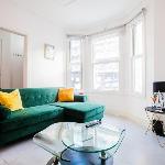 Surbiton Luxury Garden House 19