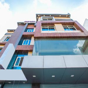 Hotel O by OYO Alankar Residency