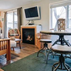 Beach Club of Oscoda Garden Cottage on the Lake