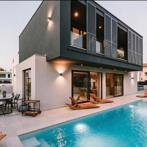 Villa Chic