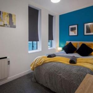 Bank Street Apartment 8
