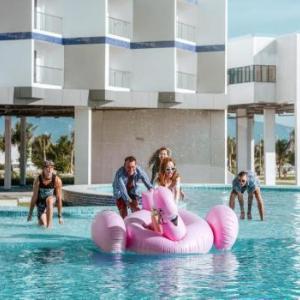 Seafront Apartment Cam ranh