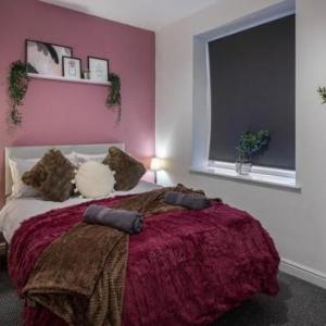 Bank Street Apartment 3