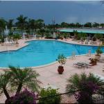 Nearby Hotel near Coral Sky Amphitheatre