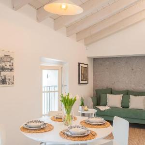 Muraltos Nest by Rent All Como