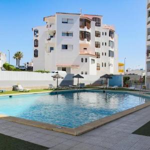 Go4Portugal - Dinis - Luxe Condo with Pool Airco Seaview with two Balcony