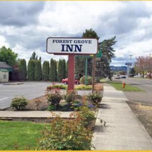 Hotels near McMenamins Grand Lodge - Forest Grove Inn