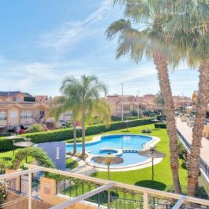 Casa en playa con piscina Novamar