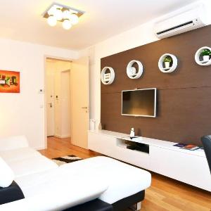 Luxury 2br App Free Garage