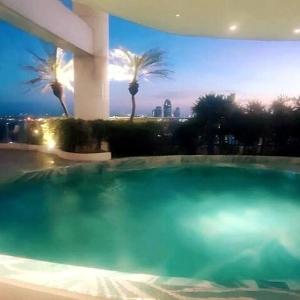Aveline Suites Cozy Skyline View @Acqua Residences