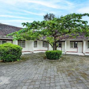 Hotel O Asta Guesthouse