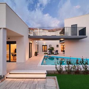 Villa Stella private pool sleeps 12 Dugi Rat