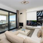 Stylish 2BR flat with stunning views & prv parking Athens 